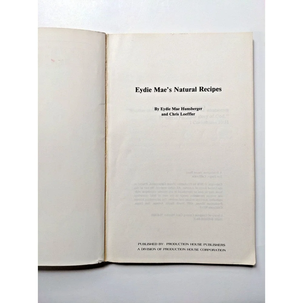 Eydie Mae's Natural Recipes for the Live Foods Gourmet (1978) Vintage Cookbook
